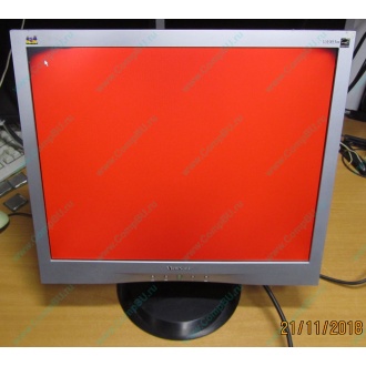 Монитор 19" ViewSonic VA903 с дефектом изображения (битые пиксели по углам) - Серпухов.