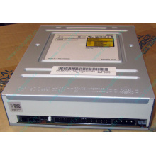 CDRW TSST SR-M8202 IDE white (Серпухов)